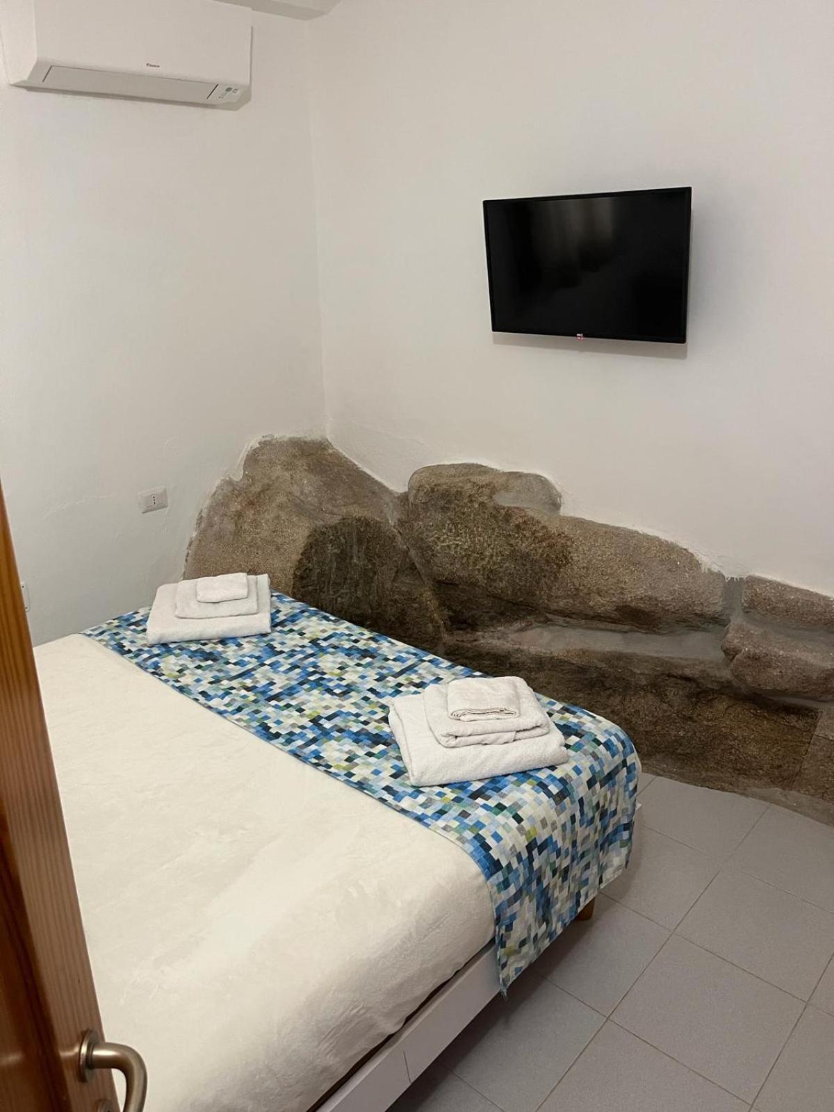 Villa Carlotta La Maddalena ลามัดดาเลนา ภายนอก รูปภาพ