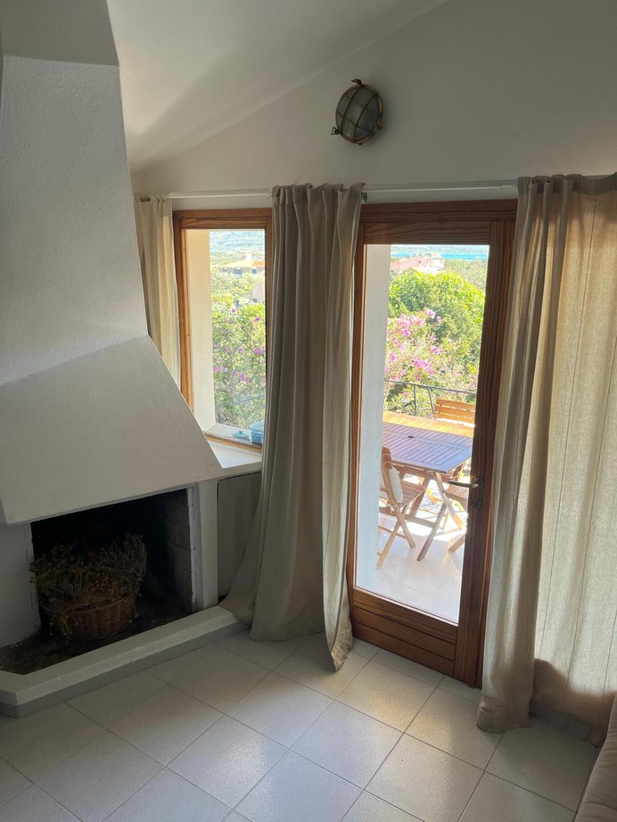 Villa Carlotta La Maddalena ลามัดดาเลนา ภายนอก รูปภาพ