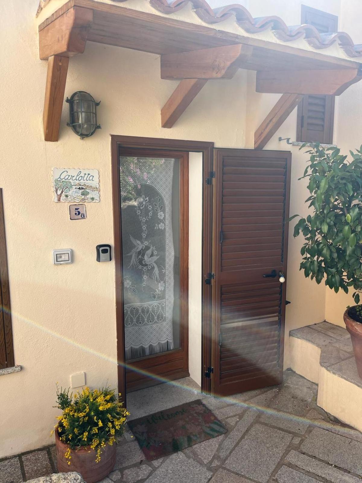Villa Carlotta La Maddalena ลามัดดาเลนา ภายนอก รูปภาพ